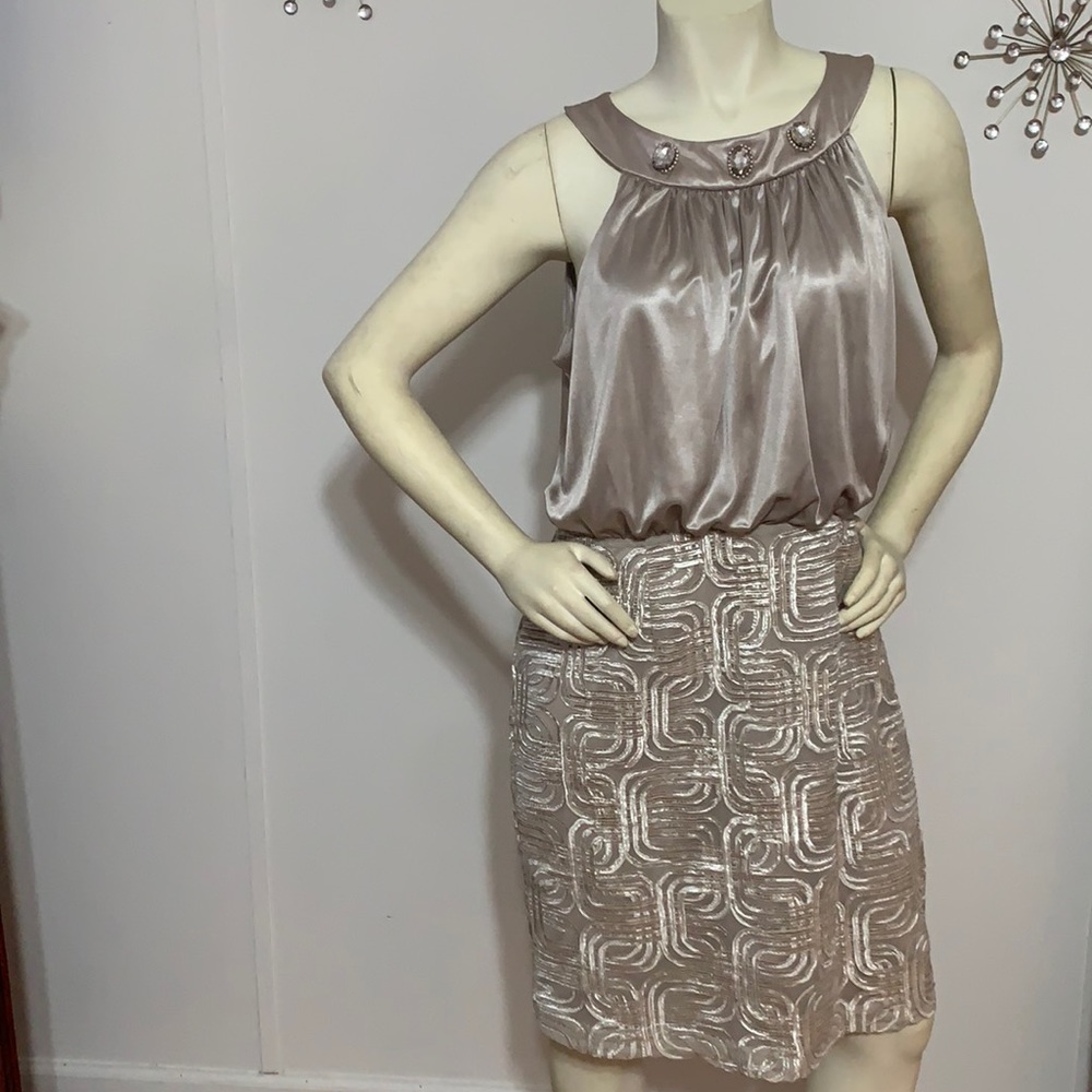 Jessica Howard Evenings tan Sleeveless Faux Gemstone Dress - Picture 1 of 13